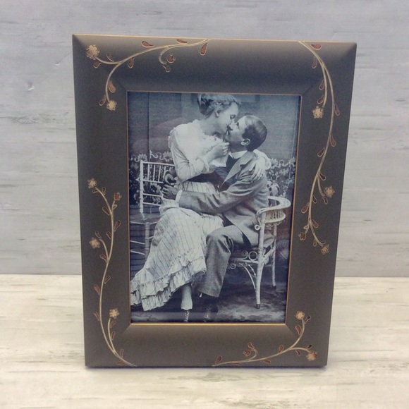 Burnes of Boston  Rare Woods Picture Frame 5/7 - Picture 2 of 8